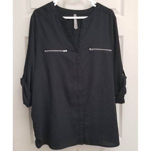Penningtons black button front relaxed fit shirt blouse with faux zip pockets